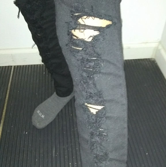 Jeans - Picture 3 of 3